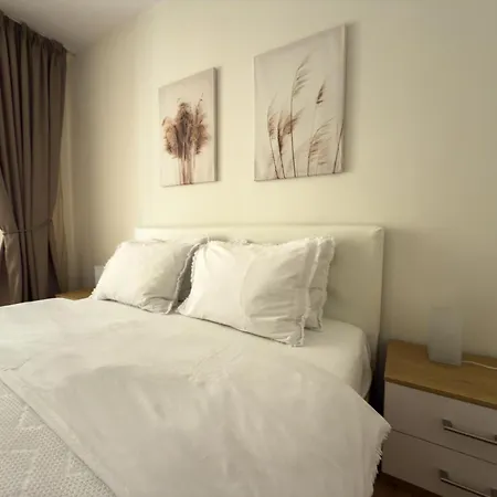 Maryland Incl Private Parking Spot Apartment Sofia