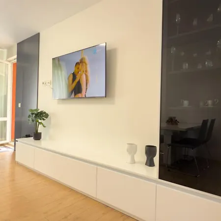 Apartment Maryland Incl Private Parking Spot Sofia